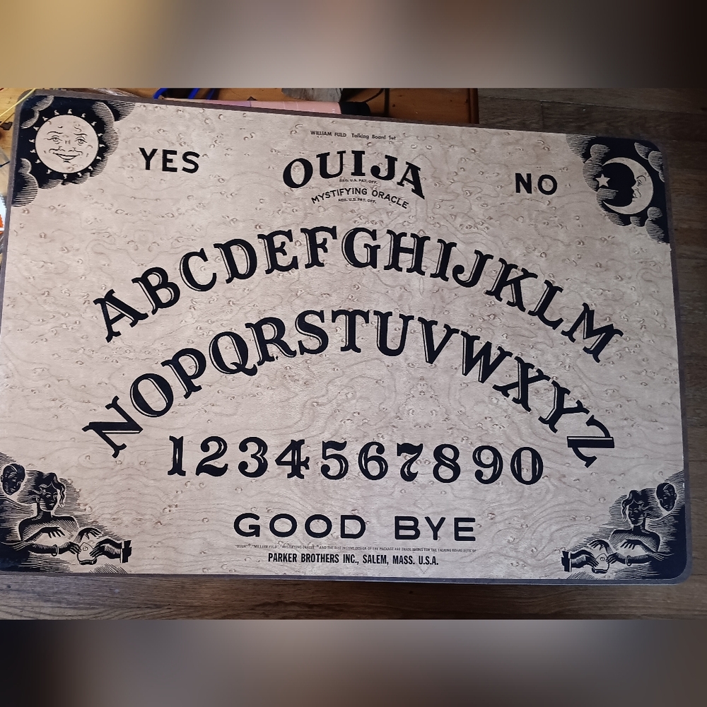 Vintage 1960s William Fuld / Parker Brothers Ouija Board – “Draped Ghost”
